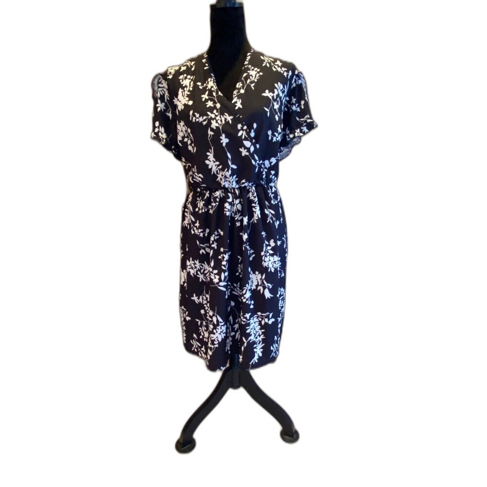 SHEIN Dress Plus Size 3X  22 to 24   w/ Faux Wrap  Short‎ Sleeve  Elastic Waist